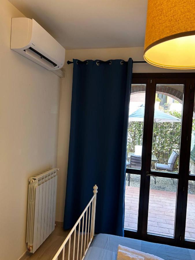 Casa Tea immersa nel verde con parcheggio gratuito Lucca Esterno foto